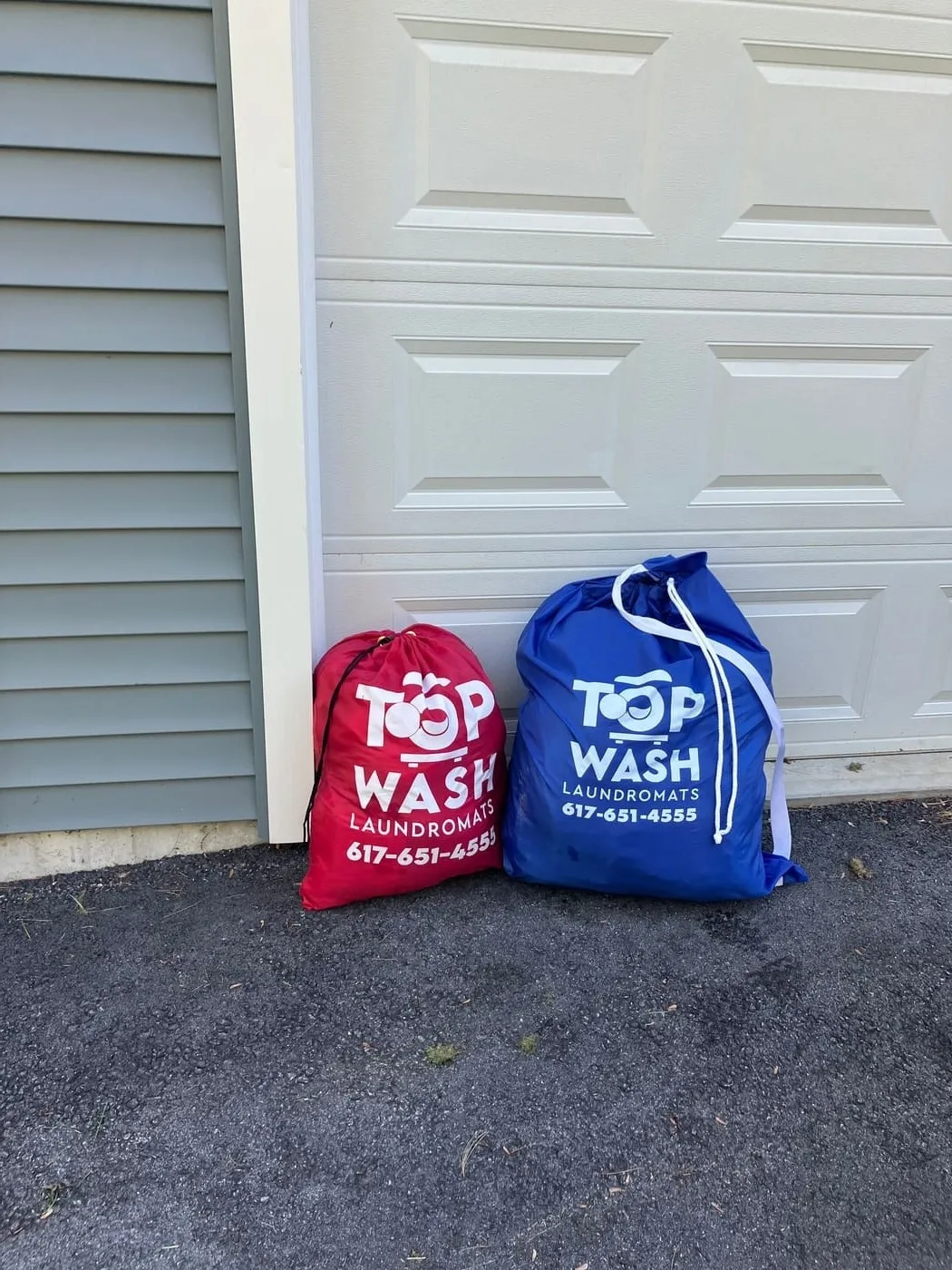Top Wash Laundromats & Wash and fold photo 4